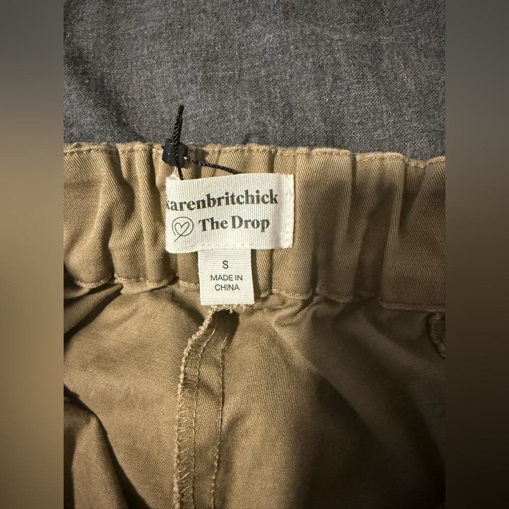 Khaki Cargo Pants for Women - Picture 3 of 6